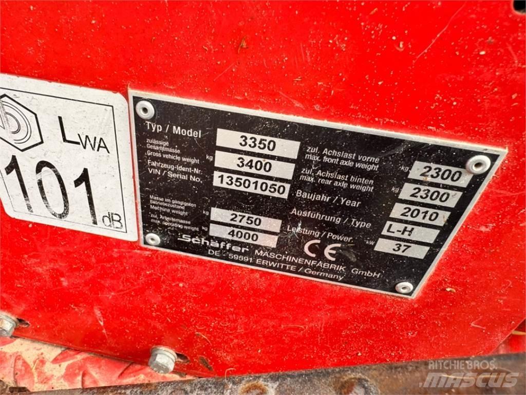 Schäffer 3350 Kolové nakladače