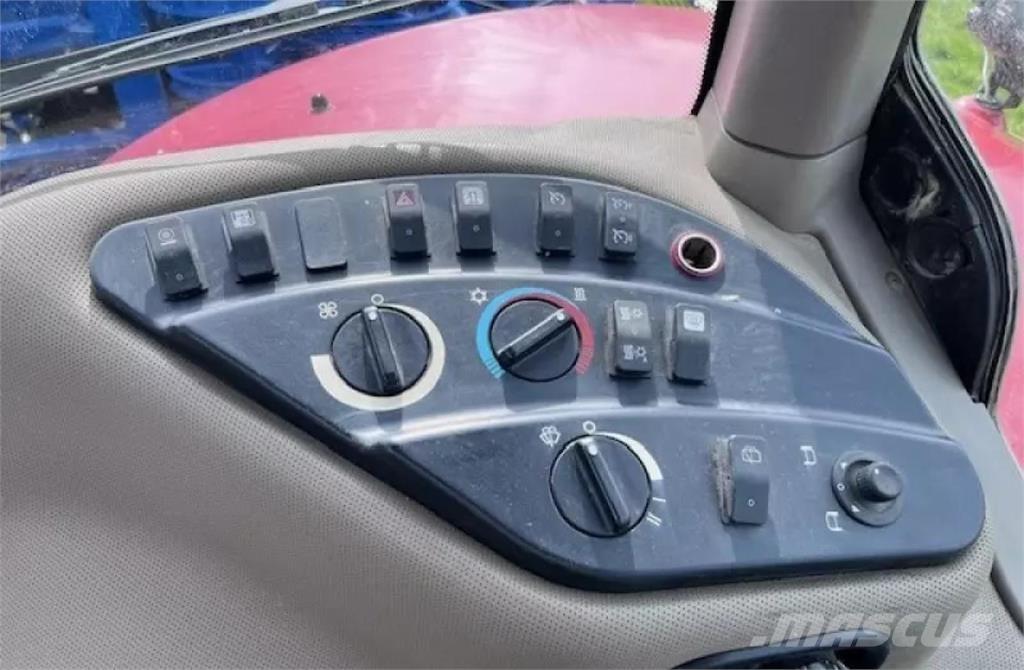 Case IH MAGNUM 280 Traktory