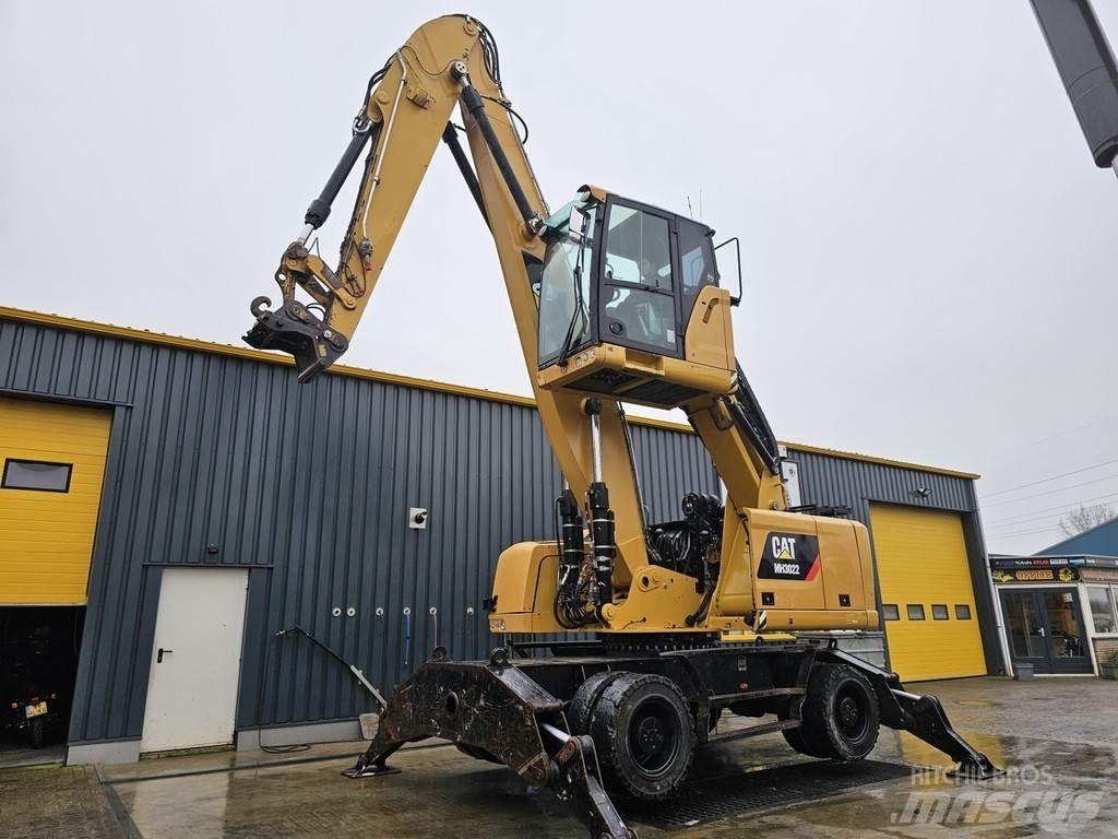 CAT MH 3022 Stroje pro manipulaci s odpadem