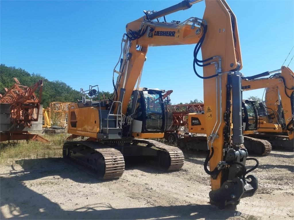 Liebherr R924 Pásová rýpadla