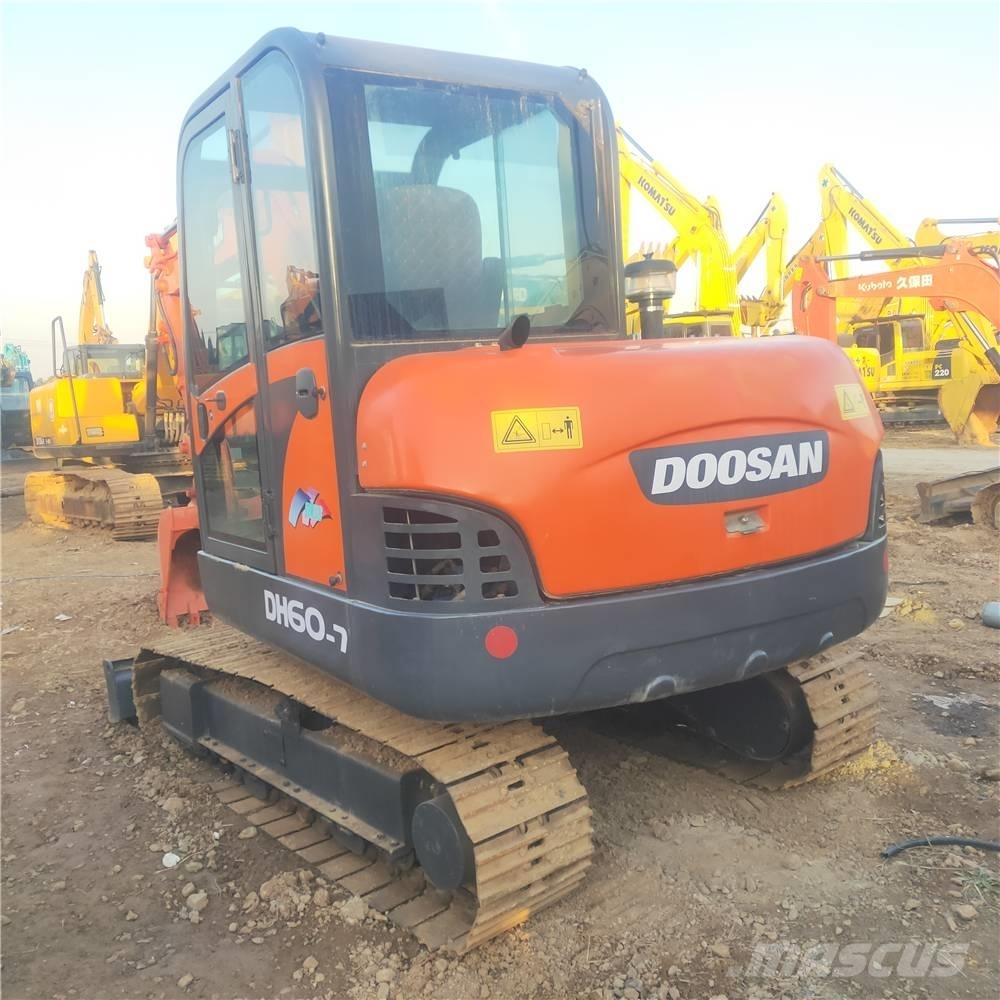 Doosan DH 60-7 Mini rýpadla < 7t