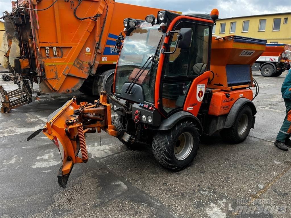 Holder C250 4X4 Stavebnictví - ostatní