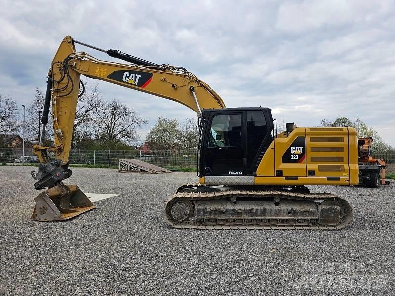CAT 323-07B Pásová rýpadla