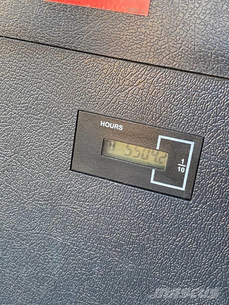 Hyundai HW 180 Kolová rýpadla