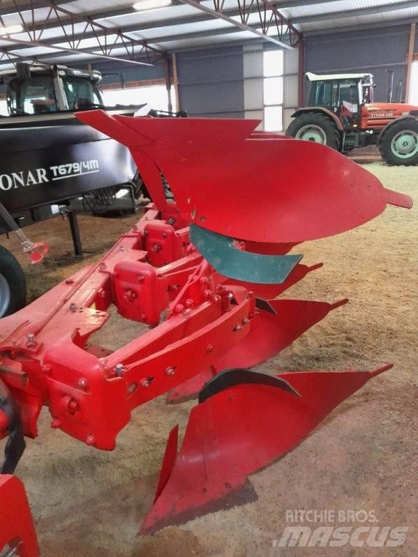 Vogel & Noot MS850ST Oboustranné pluhy