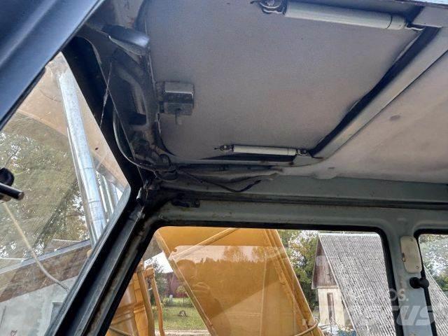 Sumitomo SH 100 Pásová rýpadla