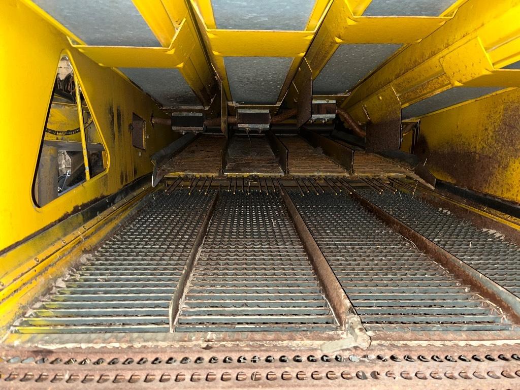 Sampo-Rosenlew 2050 Sklízecí mlátičky