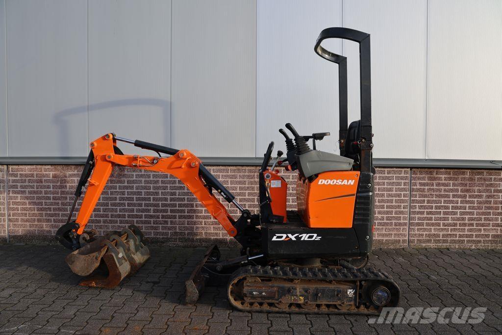 Doosan DX10 Mini rýpadla < 7t