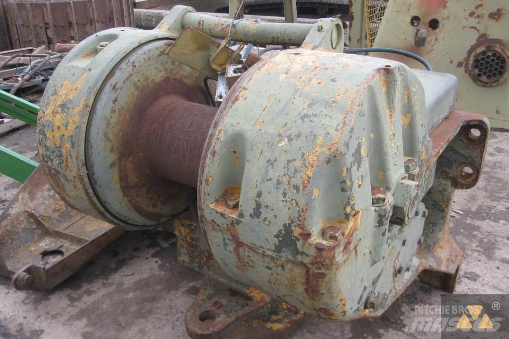 CAT D8K winch Ostatní komponenty