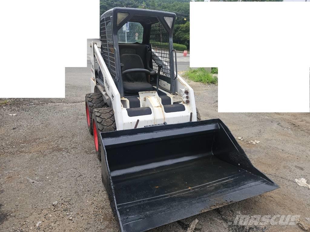 Bobcat S 130 Smykem řízené nakladače