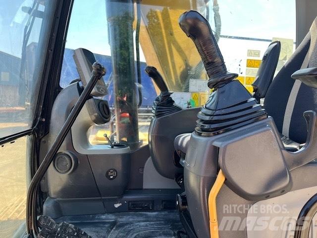 CAT 313 F LGC Pásová rýpadla