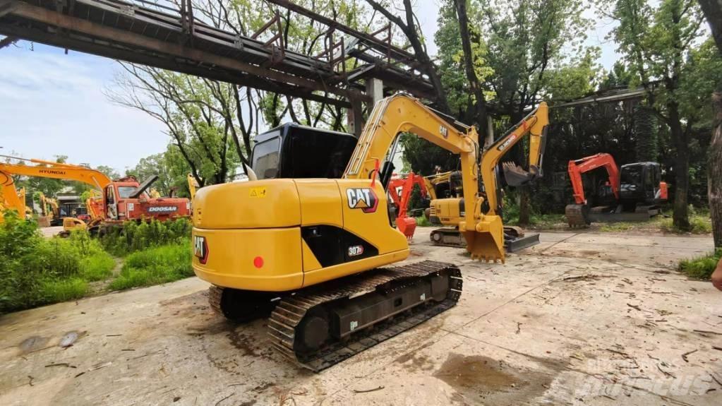 CAT 307 Pásová rýpadla