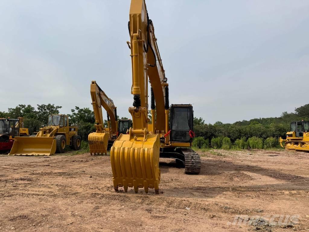 CAT 320B Pásová rýpadla