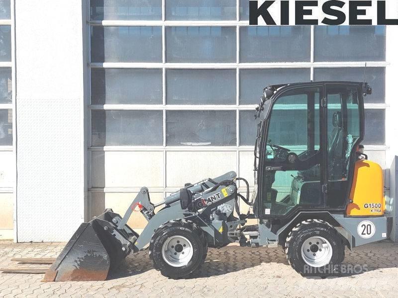 Giant G 1500 X-Tra Smykem řízené nakladače