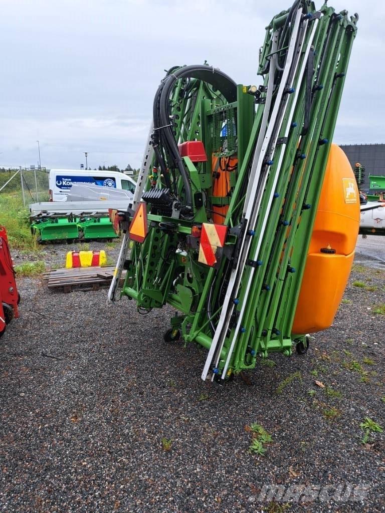 Amazone UF 1201 24M Nesené postřikovače