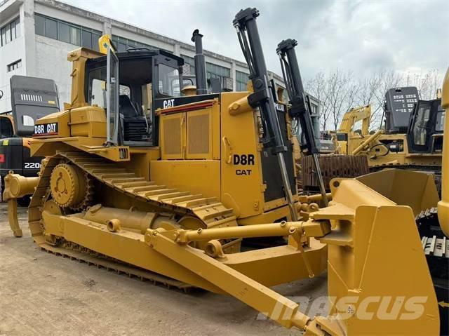 CAT D 8 R Pásové dozery