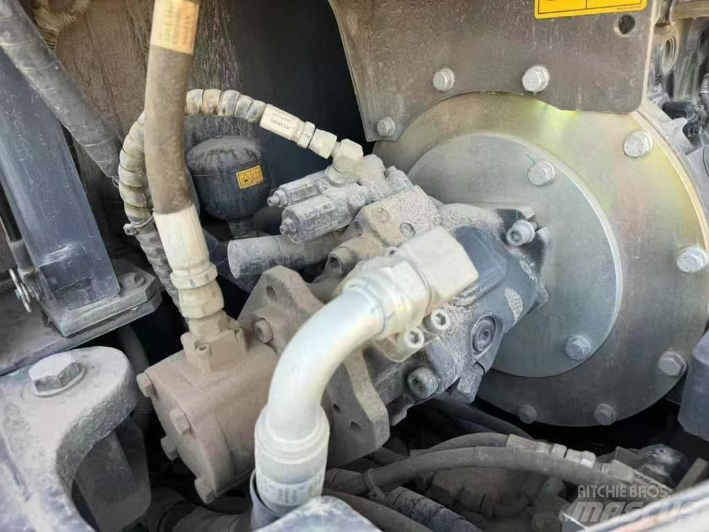 Doosan DX60W Kolová rýpadla