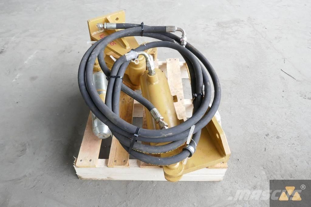 CAT D8T Pin puller Ostatní komponenty