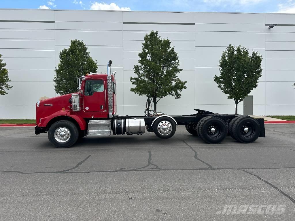 Kenworth T 800 Tahače