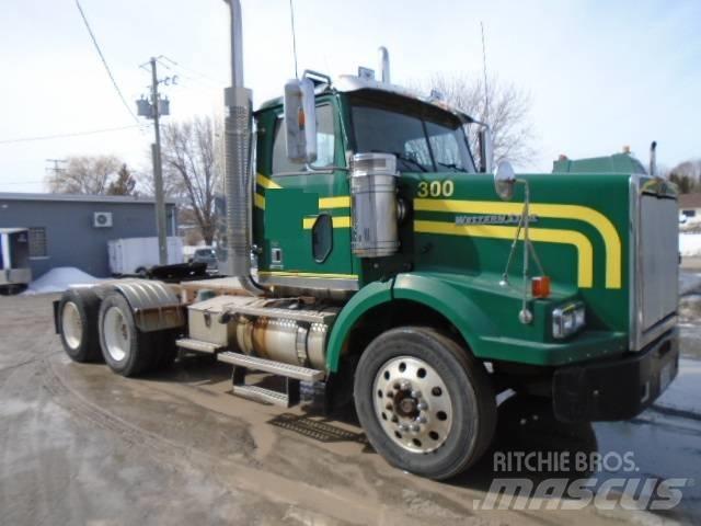 Western Star 4900 SF Tahače