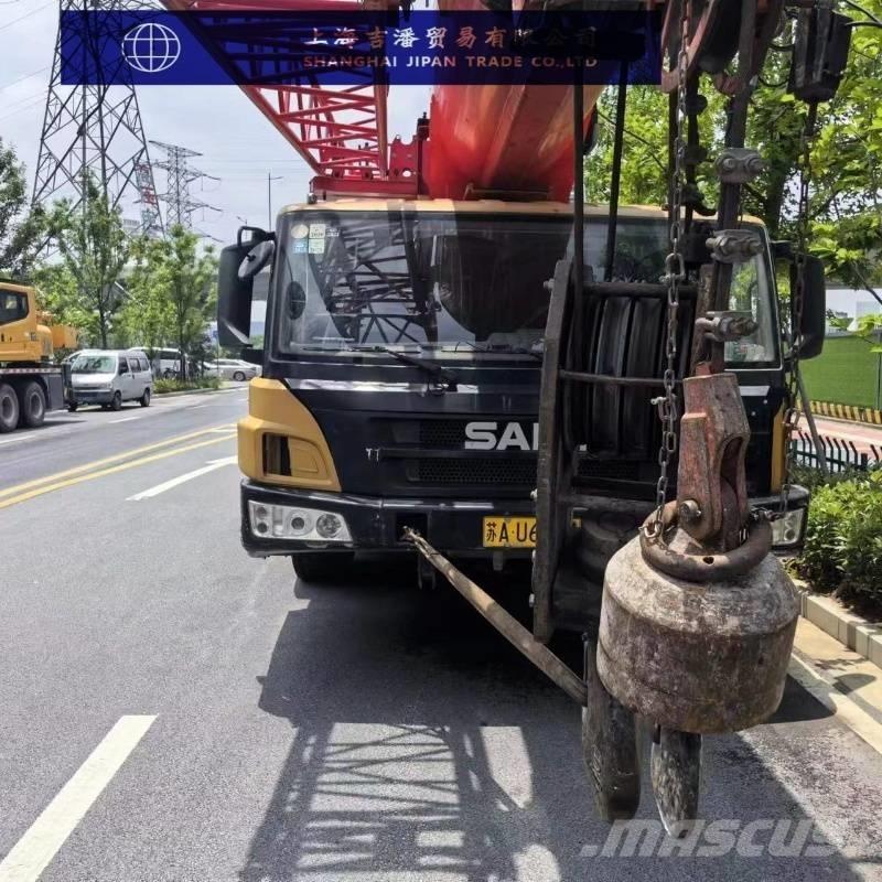 Sany STC 800 Univerzální terénní jeřáby