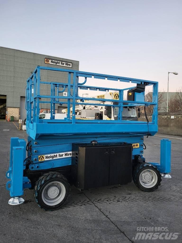 Genie GS 3369 RT Nůžková zvedací plošina
