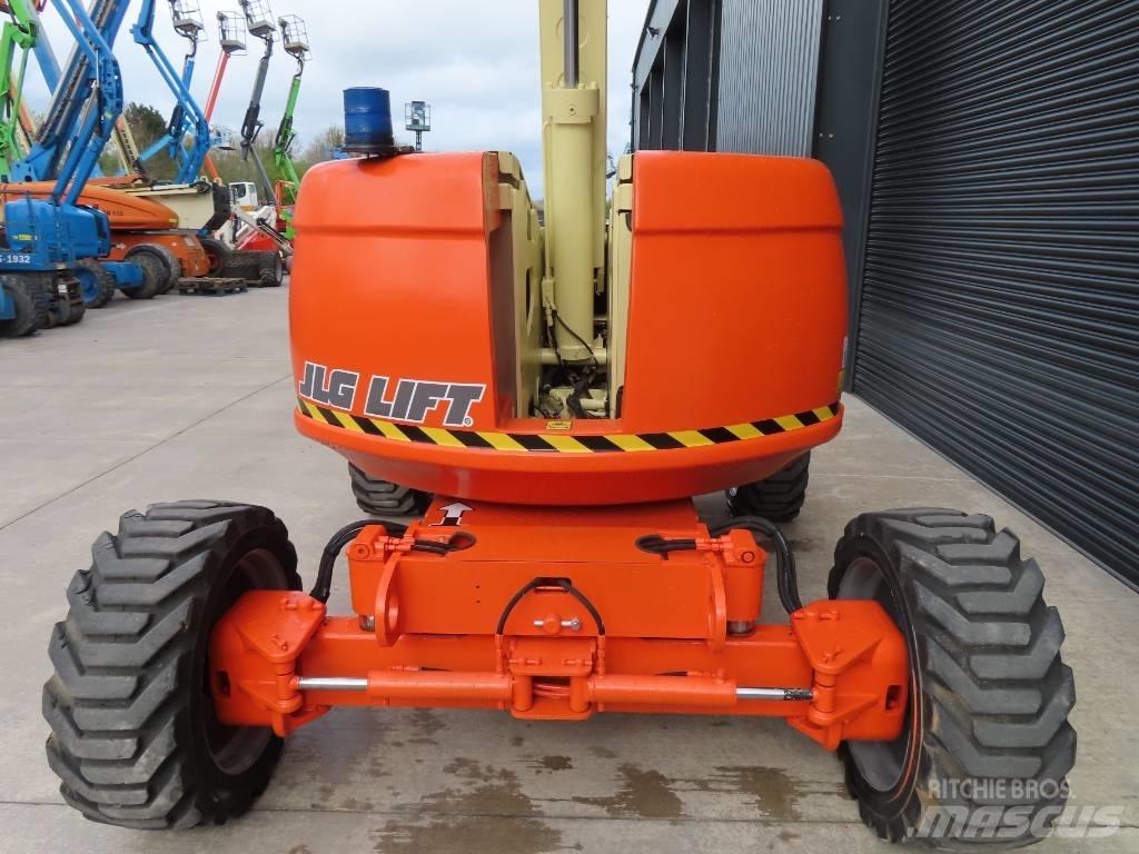 JLG 600 AJ Kloubové plošiny