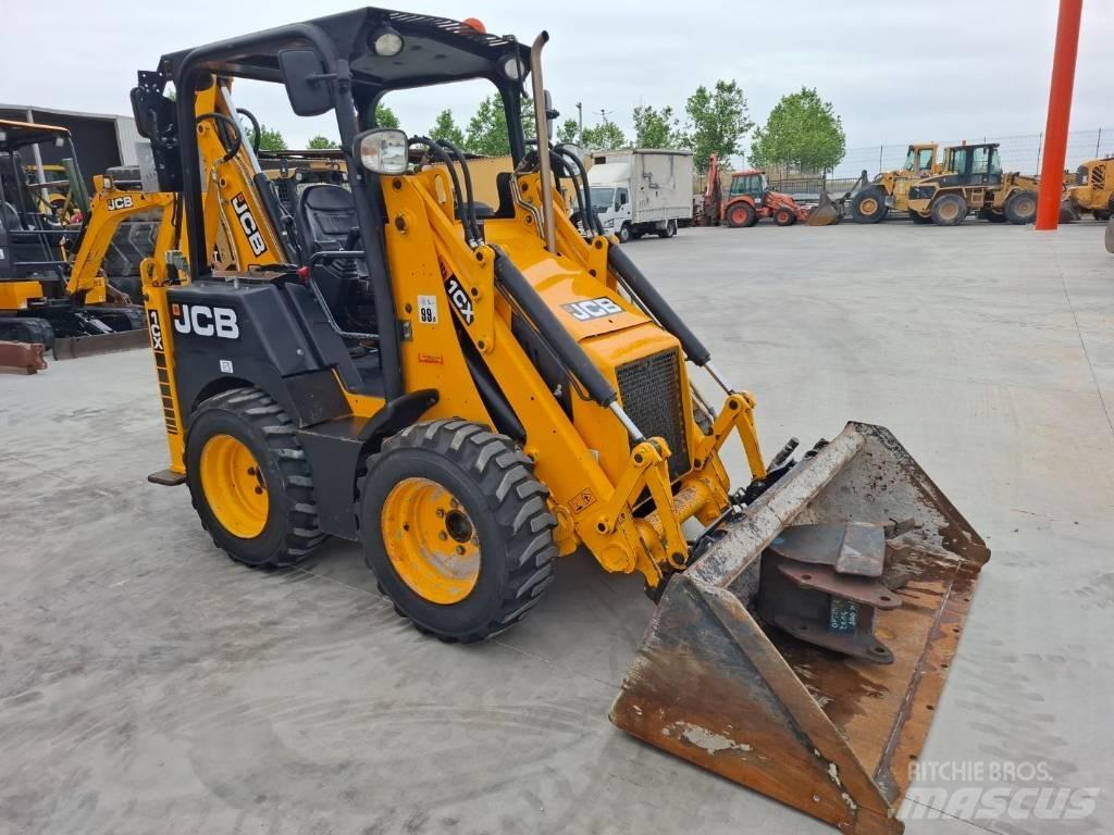 JCB 1 CX Rýpadlo-nakladače