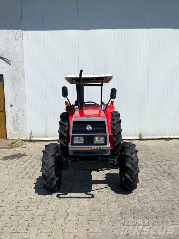 Mitsubishi MT28 Kompaktní traktory