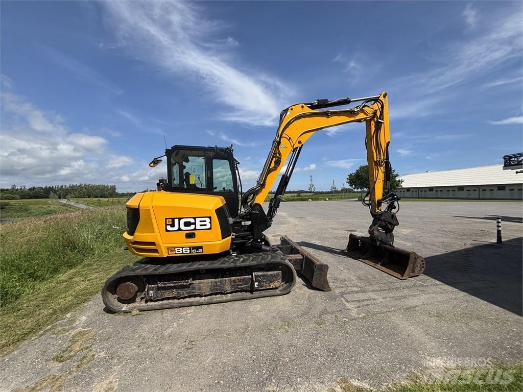 JCB 86 C-2 Midi rýpadla 7t - 12t