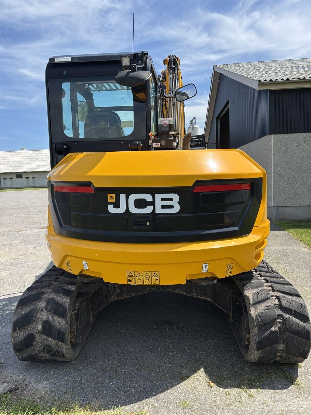 JCB 86 C-2 Midi rýpadla 7t - 12t