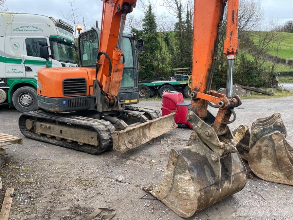 Doosan Dx85-3R Midi rýpadla 7t - 12t