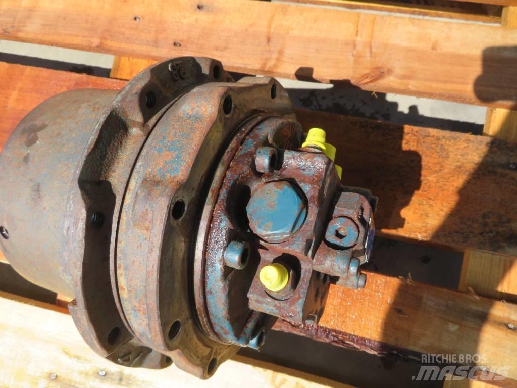 Yanmar Vio 50 U Pásy, řetězy a podvozek