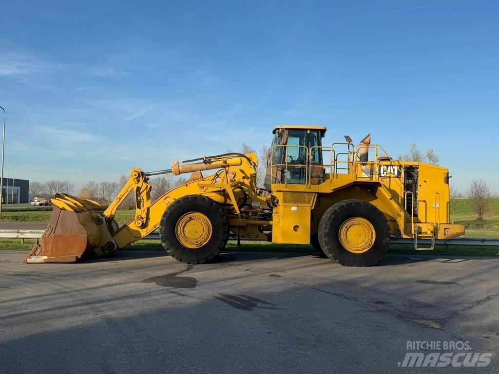CAT 988G Kolové nakladače