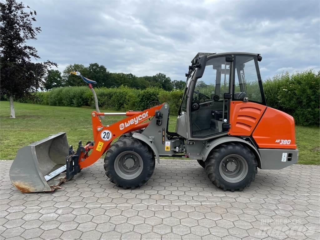 Atlas AR380 Kolové nakladače