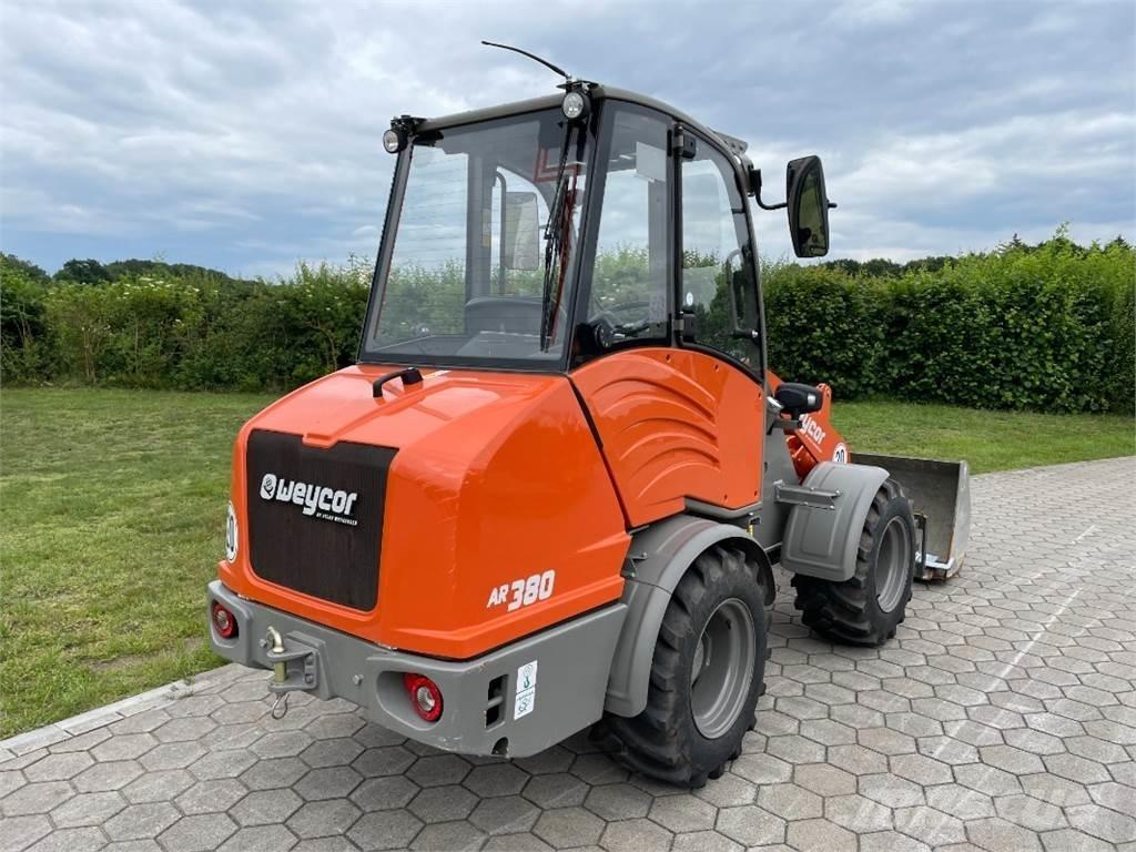 Atlas AR380 Kolové nakladače