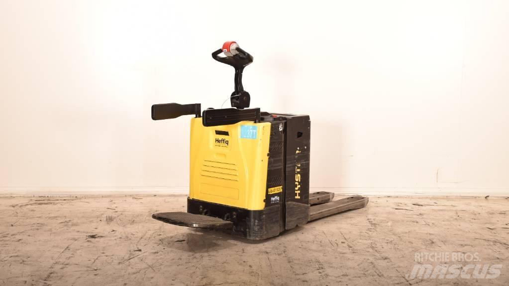 Hyster P 2.0 S Nízkozdvižný vozík s plošinou