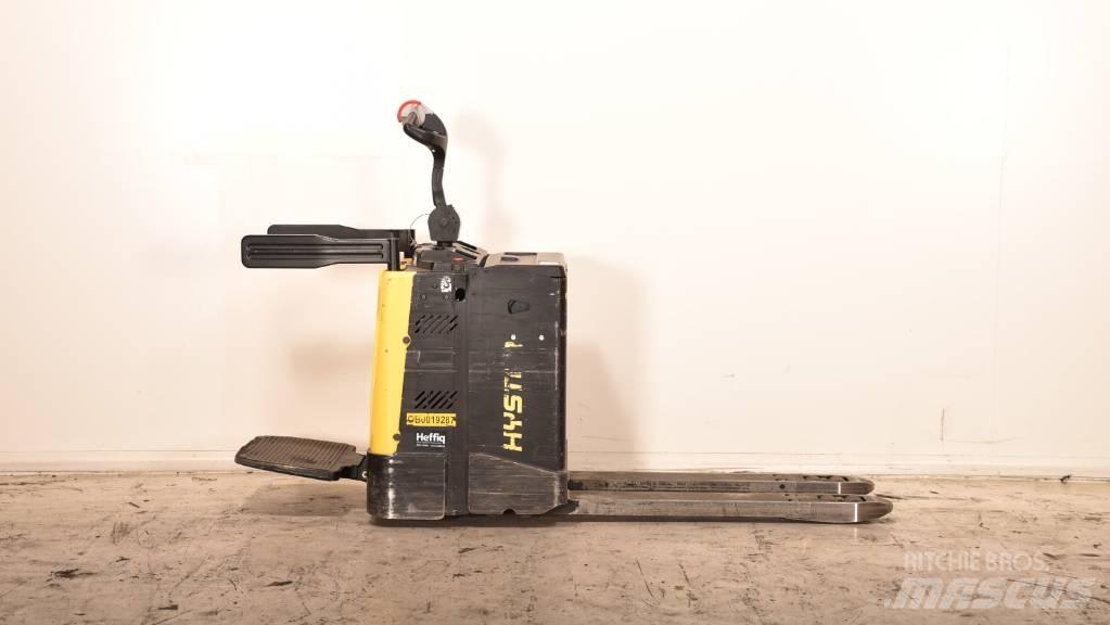 Hyster P 2.0 S Nízkozdvižný vozík s plošinou