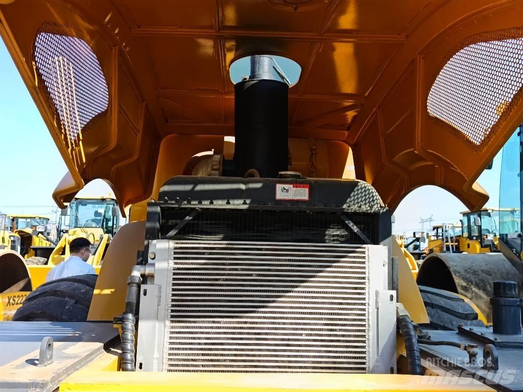 XCMG XS 223 J Tahačové válce