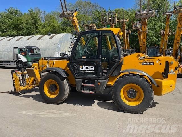 JCB 540-140 Teleskopické manipulátory