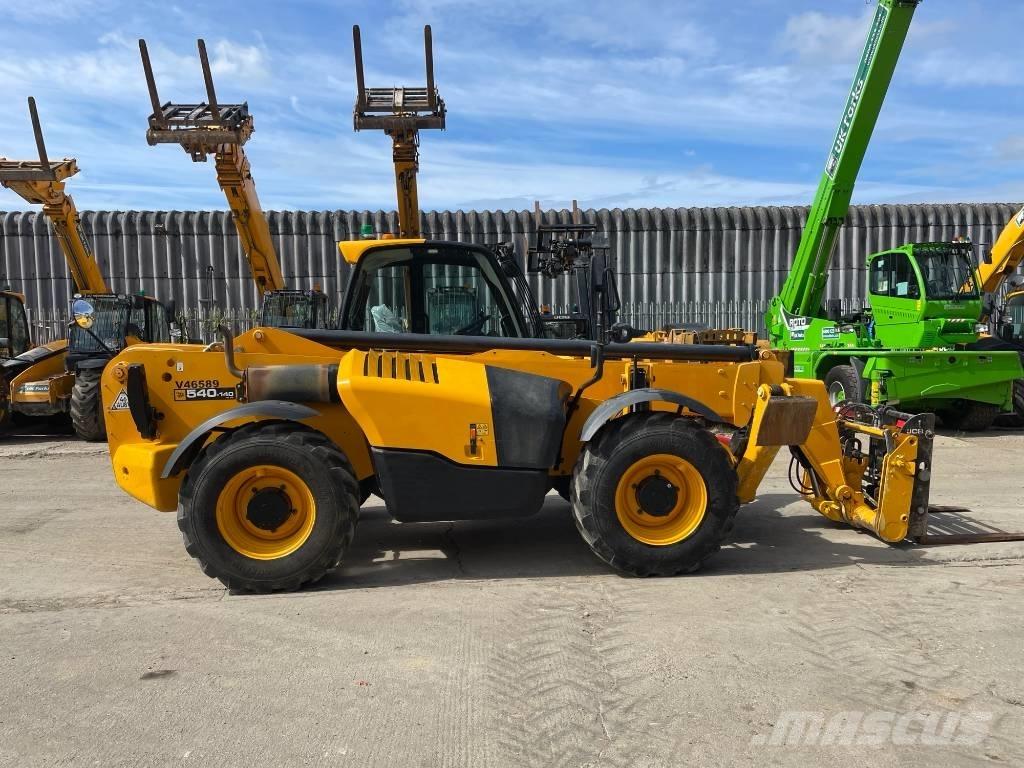 JCB 540-140 Teleskopické manipulátory