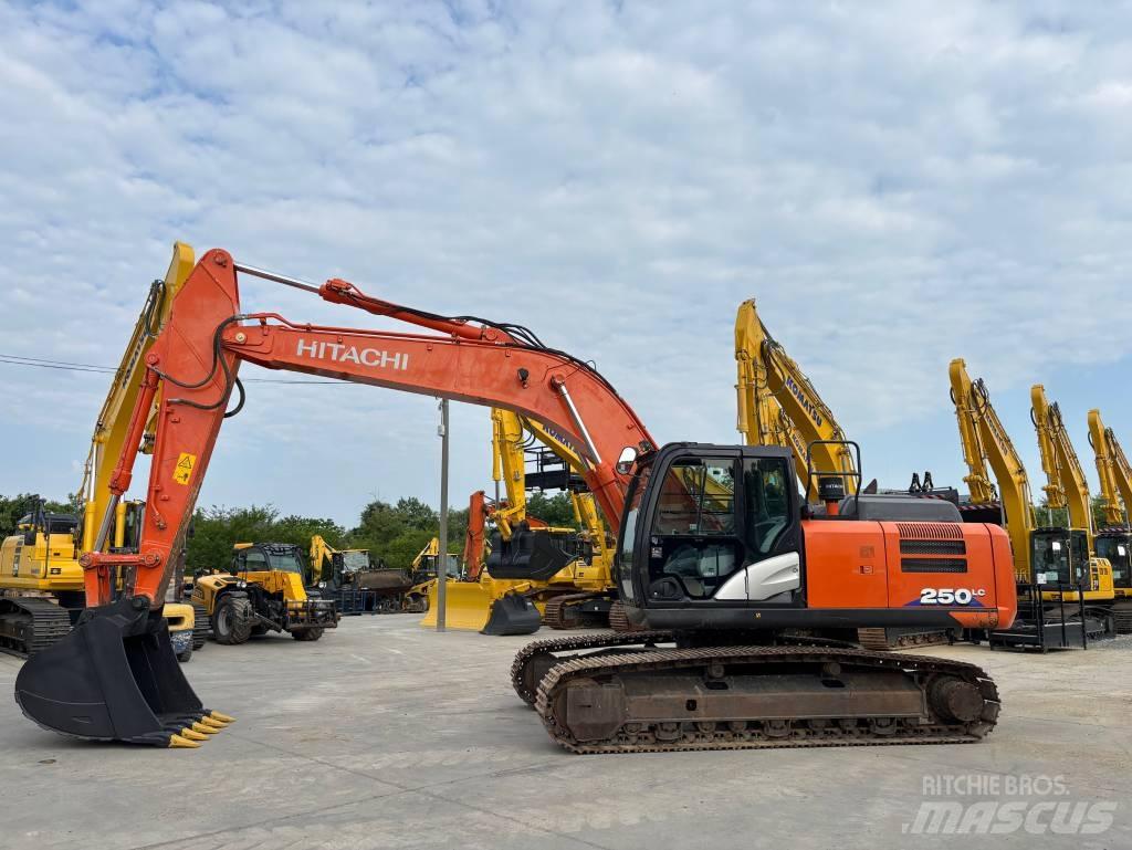 Hitachi ZX 250 LC-6 Pásová rýpadla