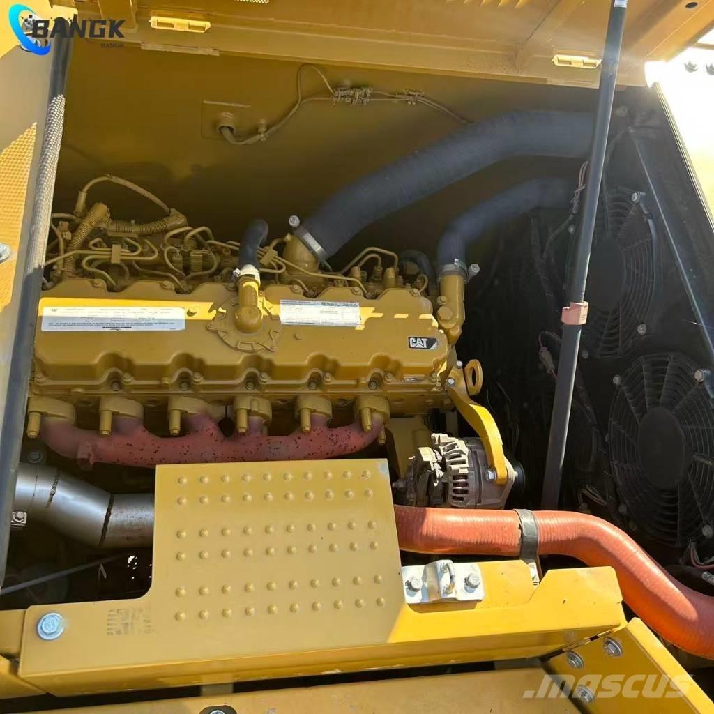 CAT 330GC Pásová rýpadla