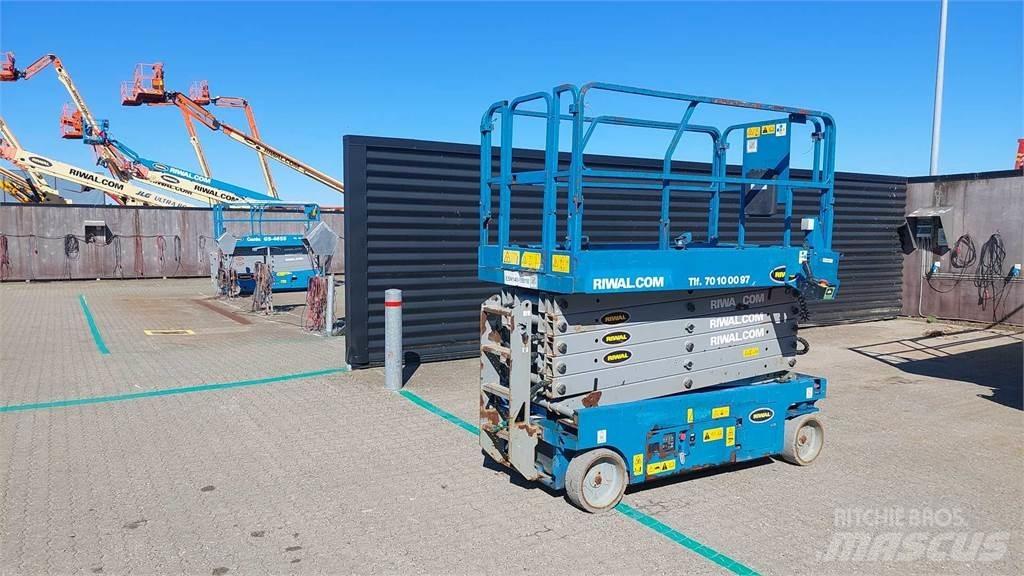 Genie GS4047 Nůžková zvedací plošina
