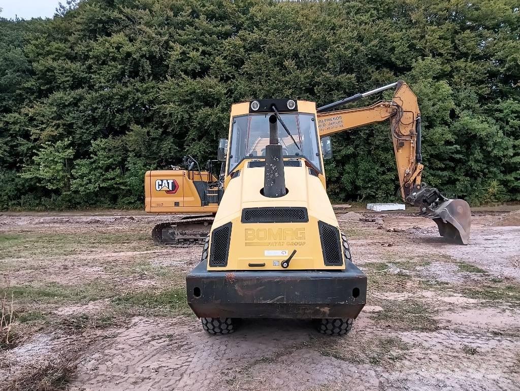 Bomag 177 D4 Tahačové válce