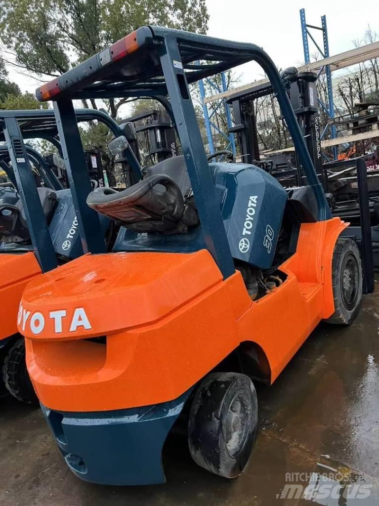 Toyota FD 30 Dieselové vozíky
