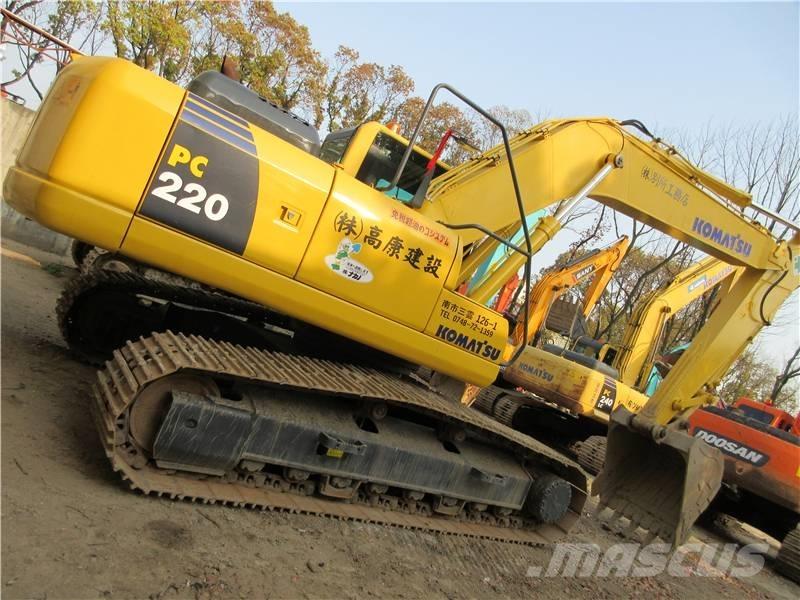 Komatsu PC 220 Pásová rýpadla
