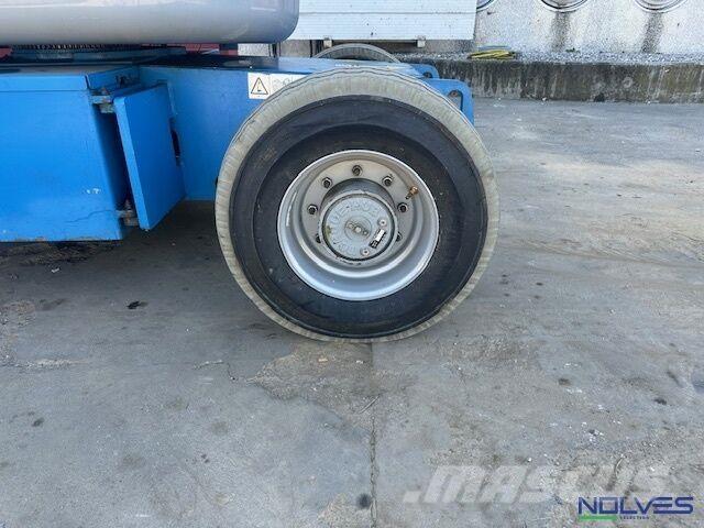 Genie Z45/25J Kloubové plošiny