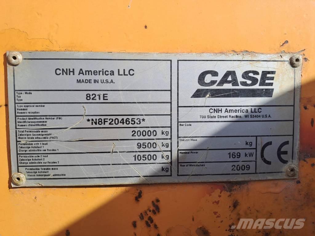 CASE 821 E XR Kolové nakladače