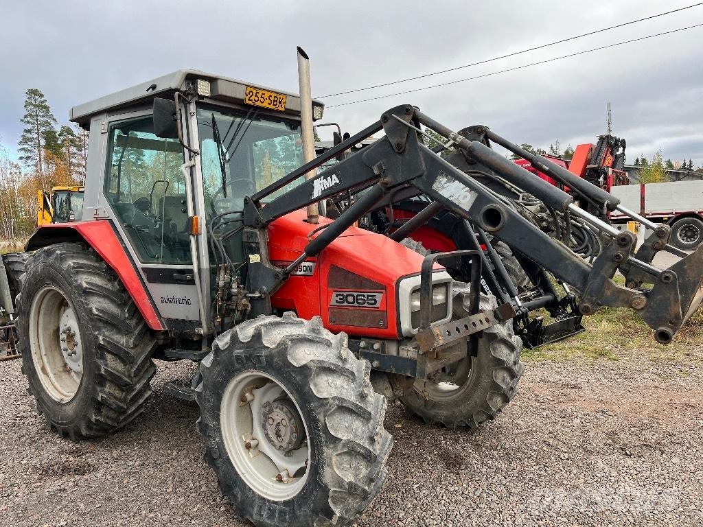 Massey Ferguson 3065 Traktory